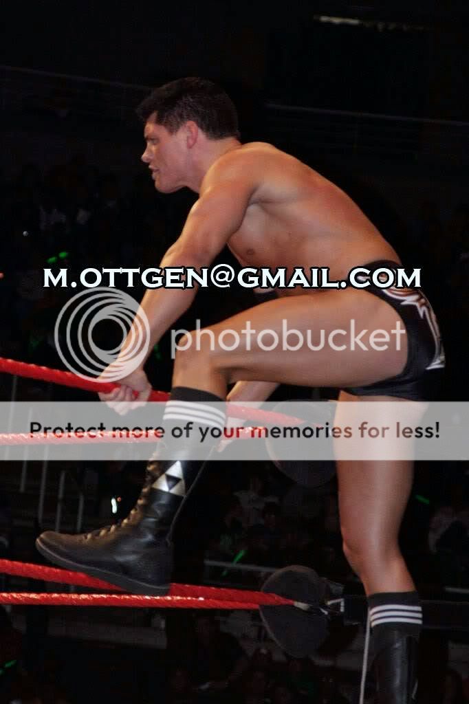 Some fantastic Cody Rhodes / Legacy bulges coming up!