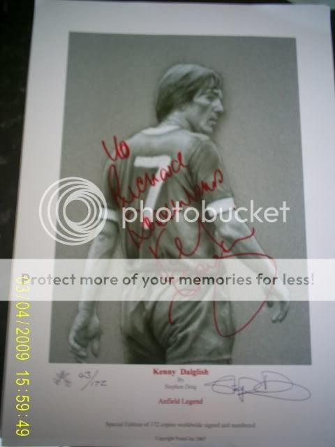 AUTOGRAPHS050.jpg