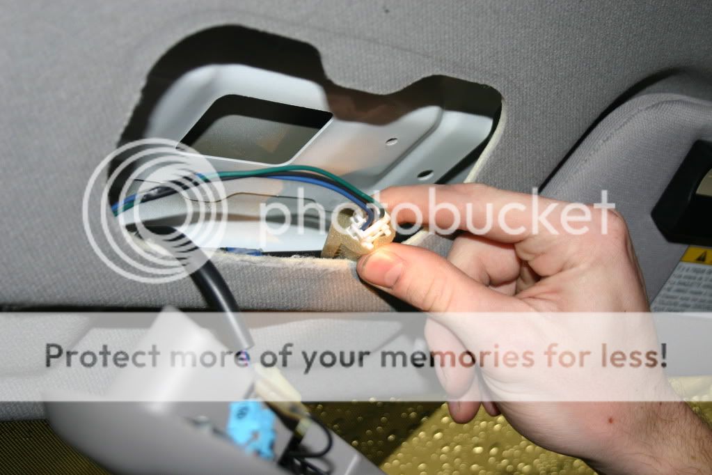 $20 homelink rear view mirror swap diy nasioc Mgb Wiring Diagram if you managed to find the exact same homelink mirror as i have in my picture just follow the wiring diagram that i added in post 7 to complete the wiring